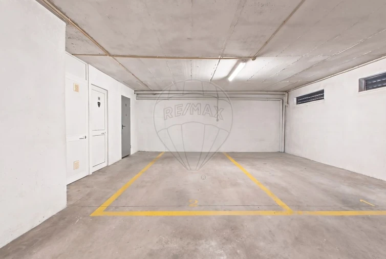 Apartamento T3 para Venda em Quinta do Anjo Foto 9
