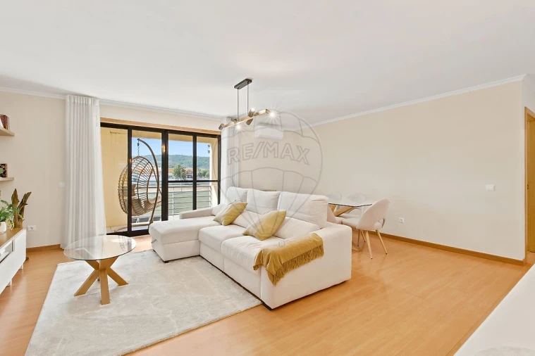 Apartamento T3 para Venda em Quinta do Anjo Foto 10