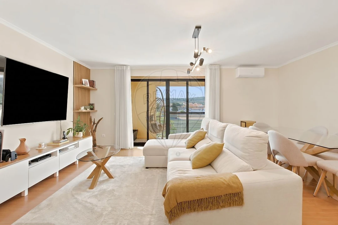 Apartamento T3 para Venda em Quinta do Anjo Foto 12