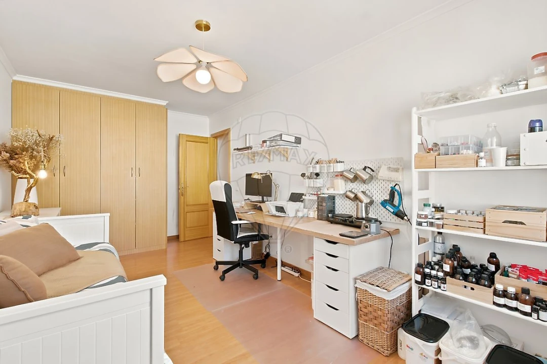 Apartamento T3 para Venda em Quinta do Anjo Foto 8