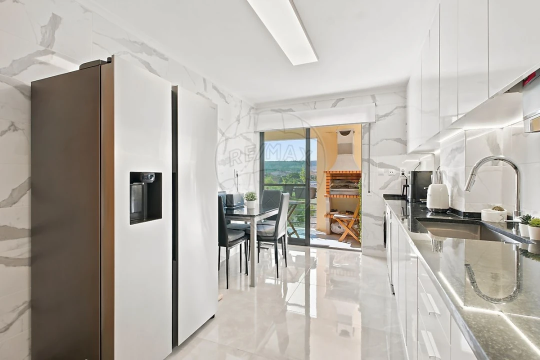 Apartamento T3 para Venda em Quinta do Anjo Foto 18