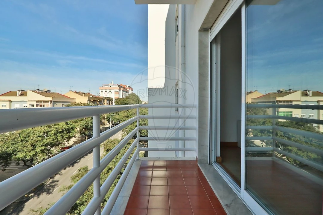 Apartamento T2 para Arrendamento em Setubal (São Sebastião) Foto 7