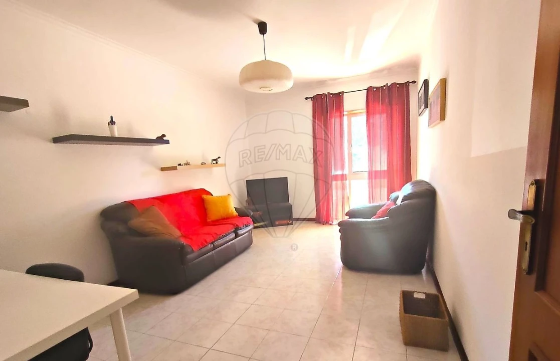 Apartamento T2 para Venda em Algueirão-Mem Martins Foto 9