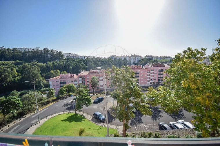 Apartamento T2 para Venda em Cacém e São Marcos Foto 4