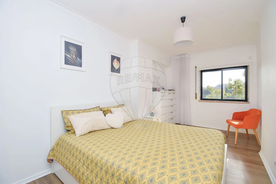 Apartamento T2 para Venda em Cacém e São Marcos Foto 6