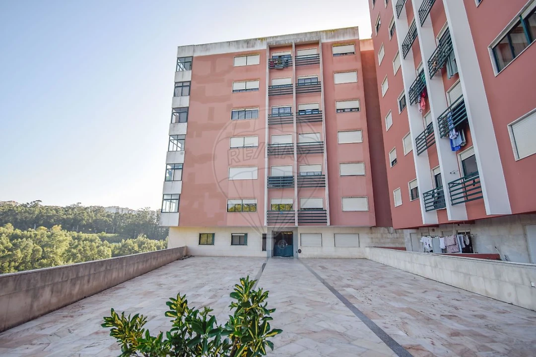Apartamento T2 para Venda em Cacém e São Marcos Foto 2