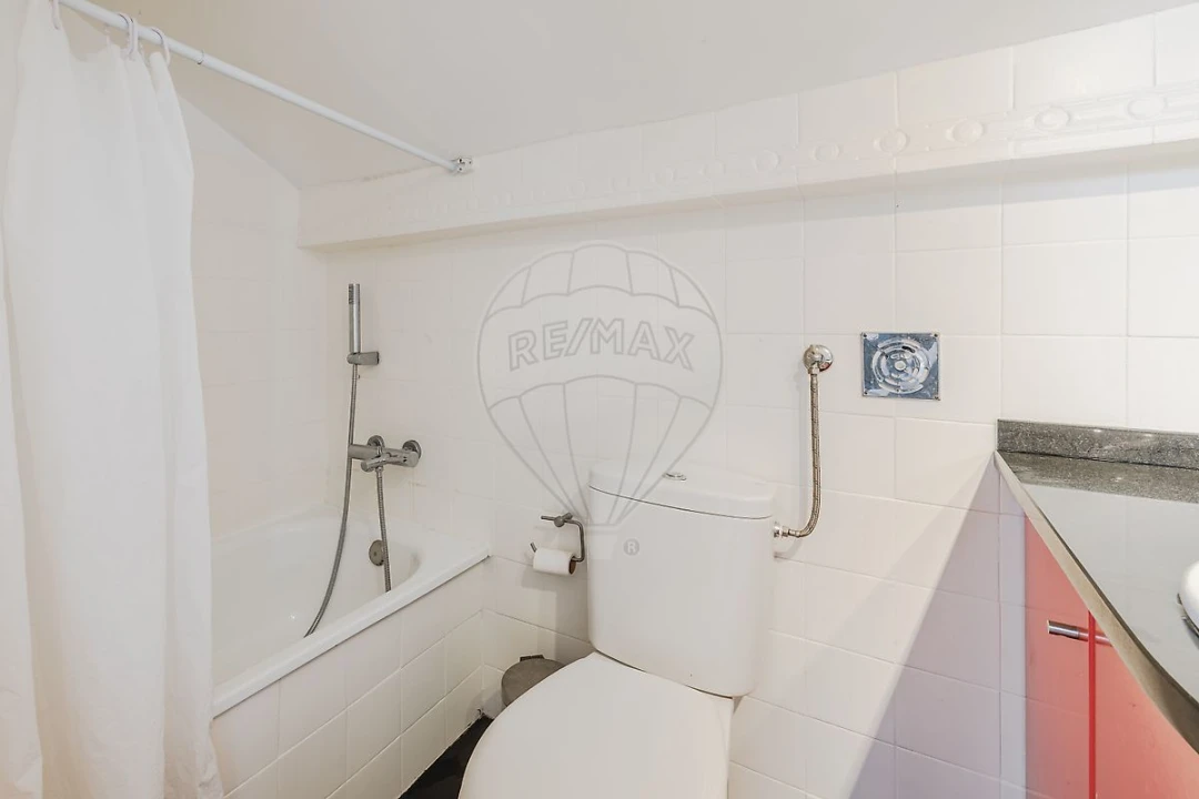 Apartamento T2 para Venda em Misericórdia Foto 21