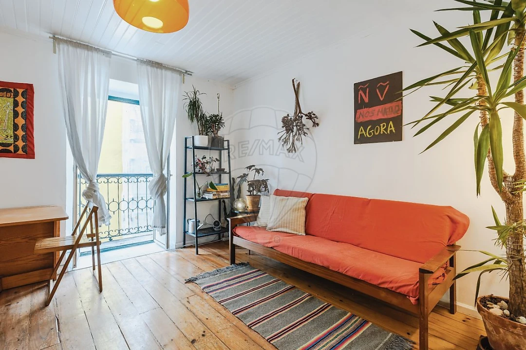 Apartamento T2 para Venda em Misericórdia Foto 2