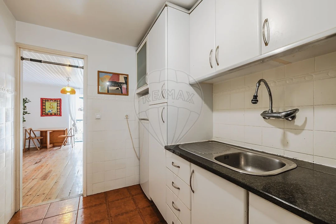 Apartamento T2 para Venda em Misericórdia Foto 13