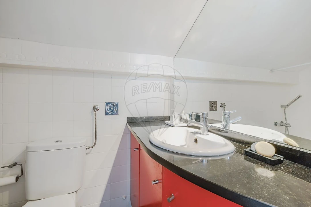 Apartamento T2 para Venda em Misericórdia Foto 25