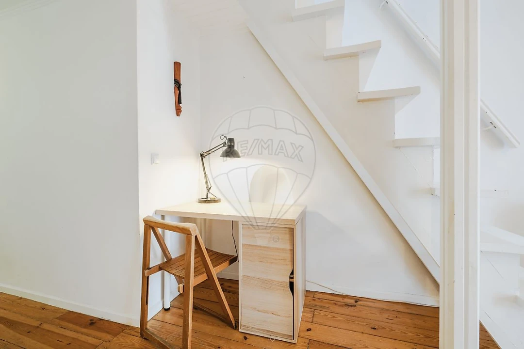 Apartamento T2 para Venda em Misericórdia Foto 3