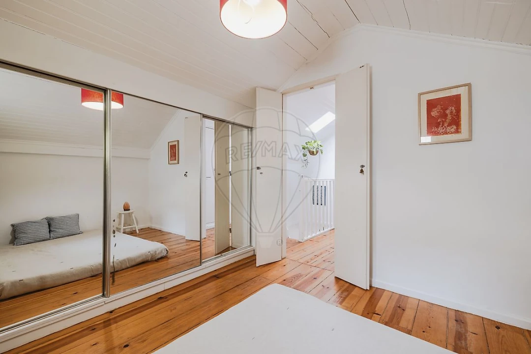 Apartamento T2 para Venda em Misericórdia Foto 19