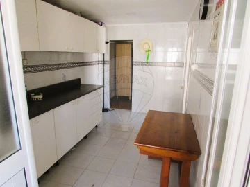 Moradia T1 para Venda em Arruda dos Vinhos