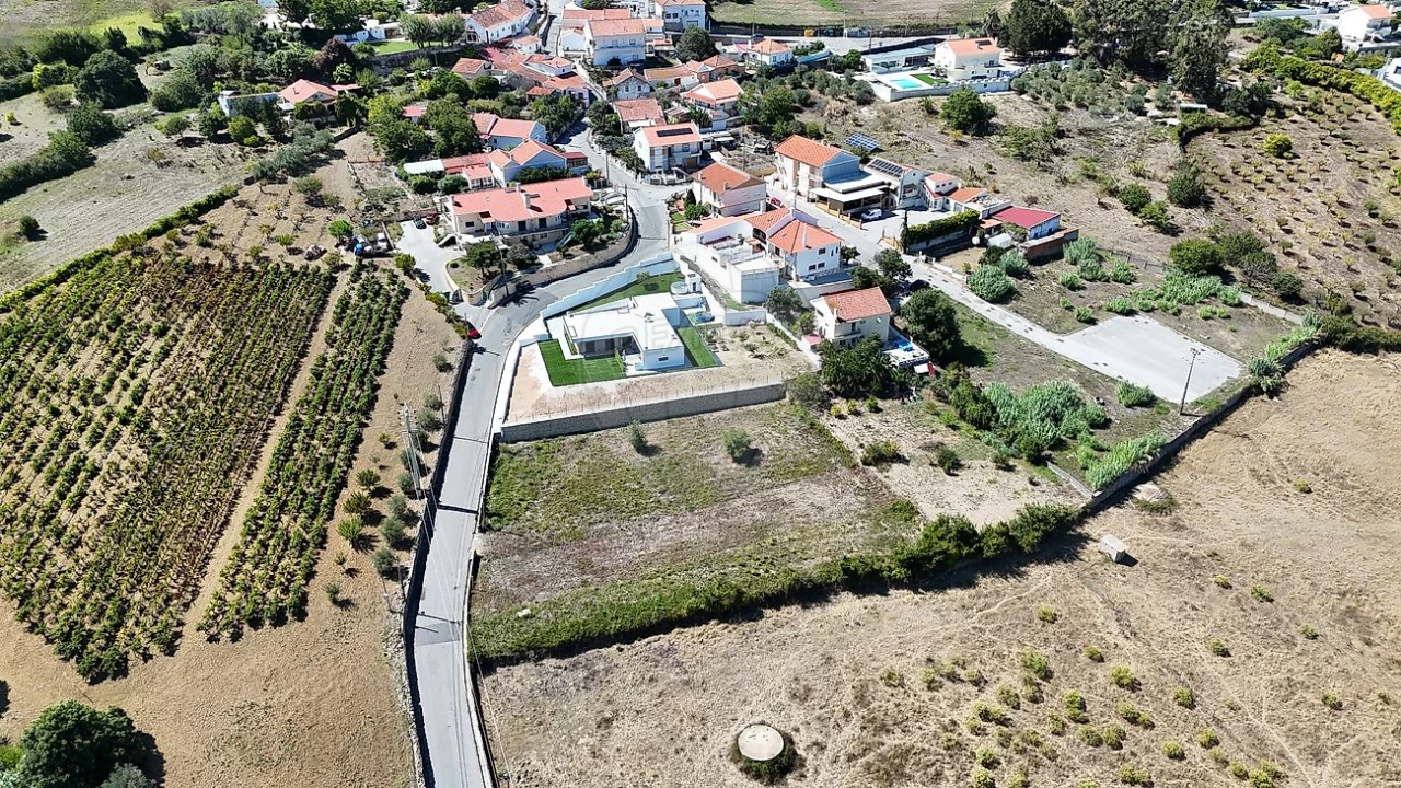 Terreno para Venda em Alhandra, São João dos Montes e Calhandriz Foto 5