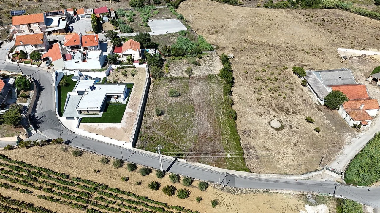 Terreno para Venda em Alhandra, São João dos Montes e Calhandriz Foto 2