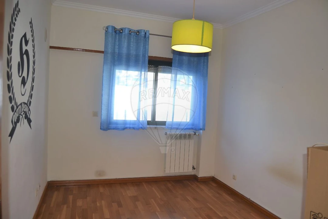 Apartamento T3 para Arrendamento em Agualva e Mira-Sintra Foto 9