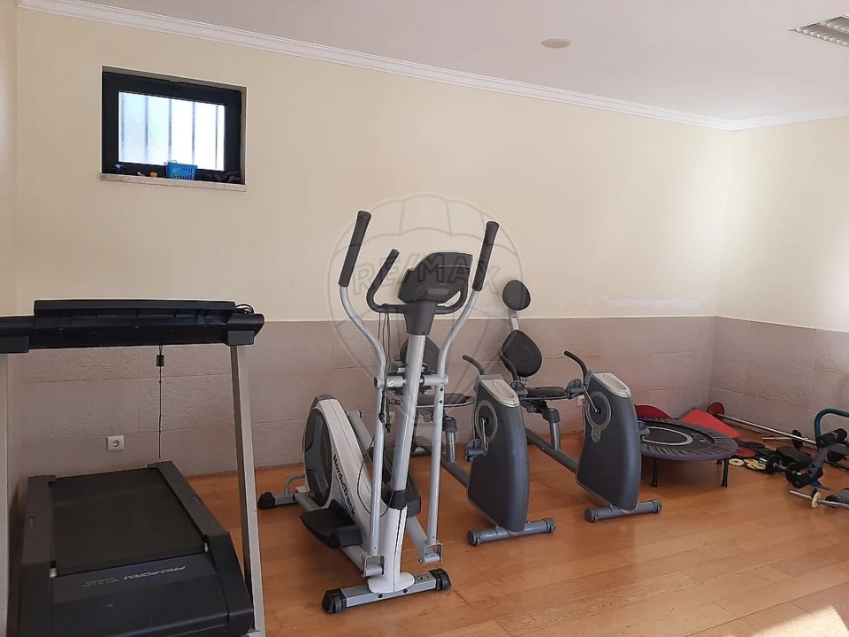Apartamento T3 para Arrendamento em Agualva e Mira-Sintra Foto 5