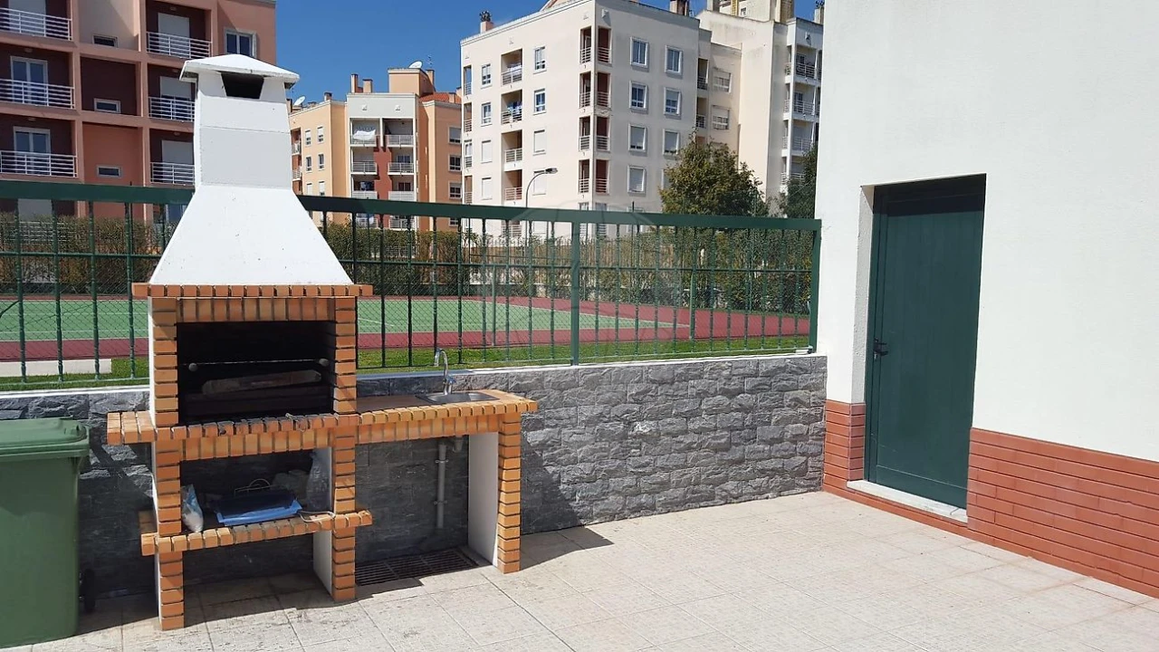 Apartamento T3 para Arrendamento em Agualva e Mira-Sintra Foto 8