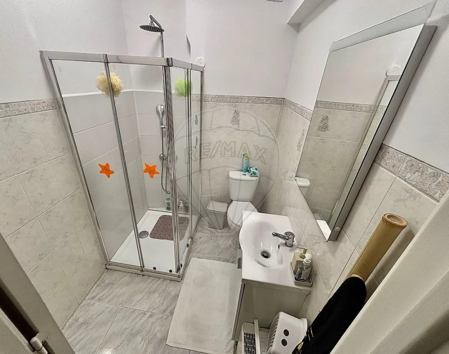 Apartamento T2 para Venda em Águas Livres Foto 6