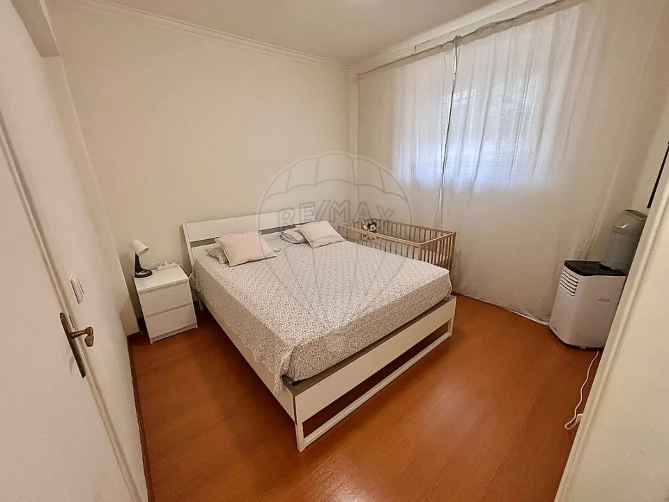 Apartamento T2 para Venda em Águas Livres Foto 4
