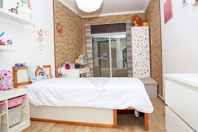 Apartamento T3 para Venda em Castanheira do Ribatejo e Cachoeiras