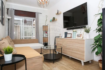 Apartamento T3 para Venda em Castanheira do Ribatejo e Cachoeiras