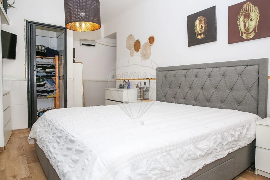 Apartamento T3 para Venda em Castanheira do Ribatejo e Cachoeiras Foto 16