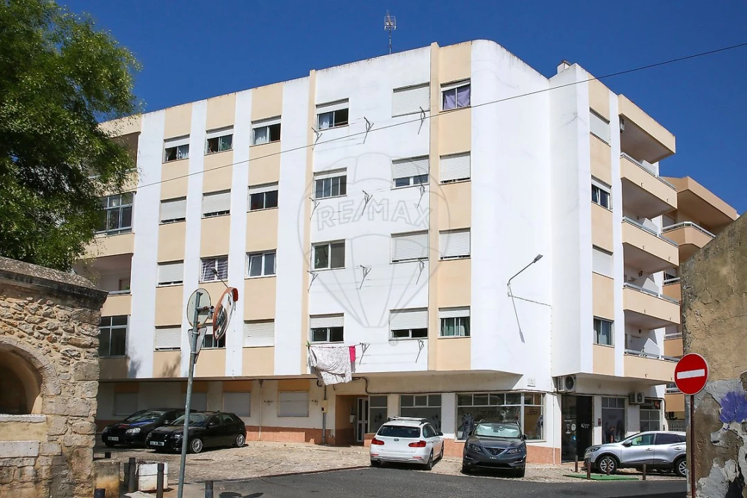 Apartamento T3 para Venda em Castanheira do Ribatejo e Cachoeiras Foto 3