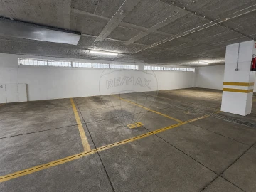 Apartamento T3 para Arrendamento em Lordelo do Ouro e Massarelos