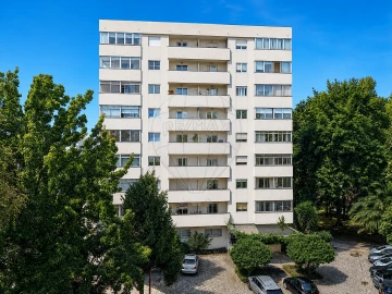 Apartamento T3 para Arrendamento em Lordelo do Ouro e Massarelos