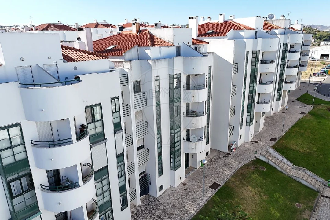 Apartamento T2 para Venda em Alenquer (Santo Estêvão e Triana) Foto 1