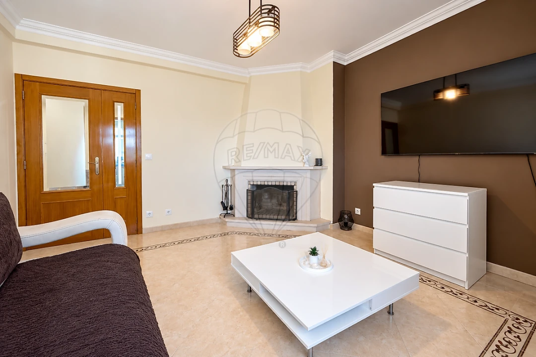 Apartamento T2 para Venda em Alverca do Ribatejo e Sobralinho Foto 9