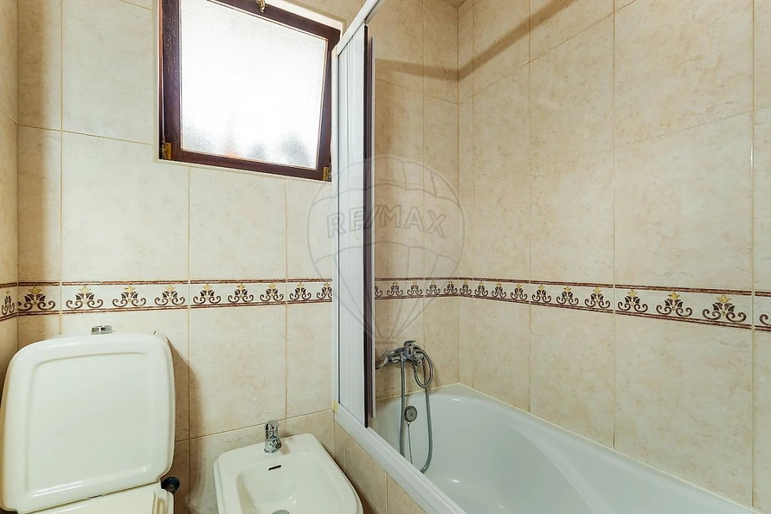 Apartamento T1 para Venda em Portimão Foto 19