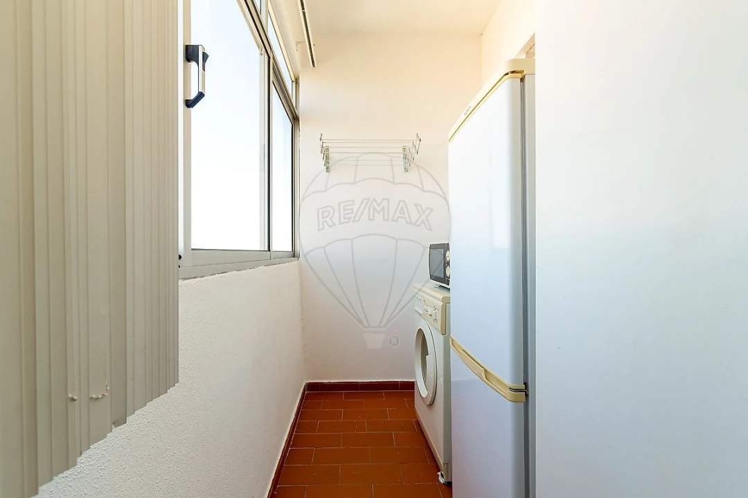 Apartamento T1 para Venda em Portimão Foto 10