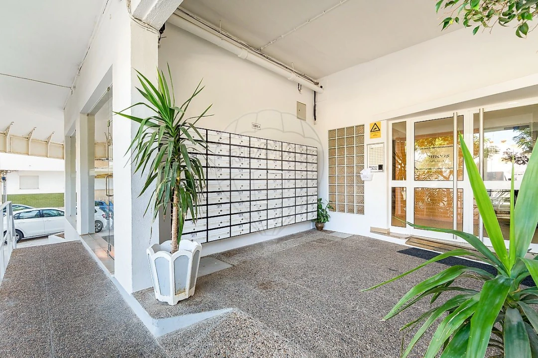 Apartamento T1 para Venda em Portimão Foto 21