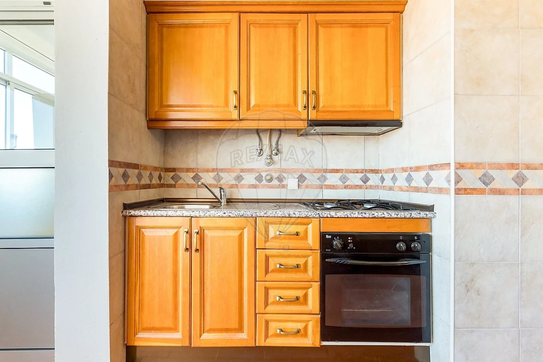 Apartamento T1 para Venda em Portimão Foto 12