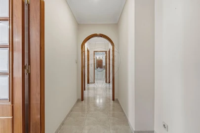 Apartamento T2 para Venda em Atalaia e Alto Estanqueiro-Jardia