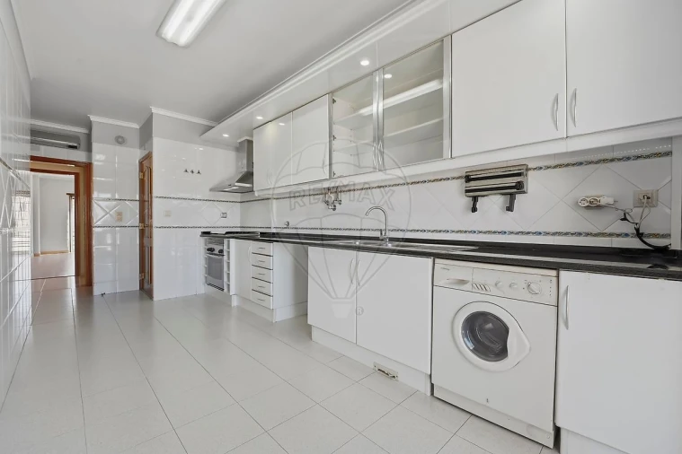 Apartamento T2 para Venda em Atalaia e Alto Estanqueiro-Jardia Foto 13
