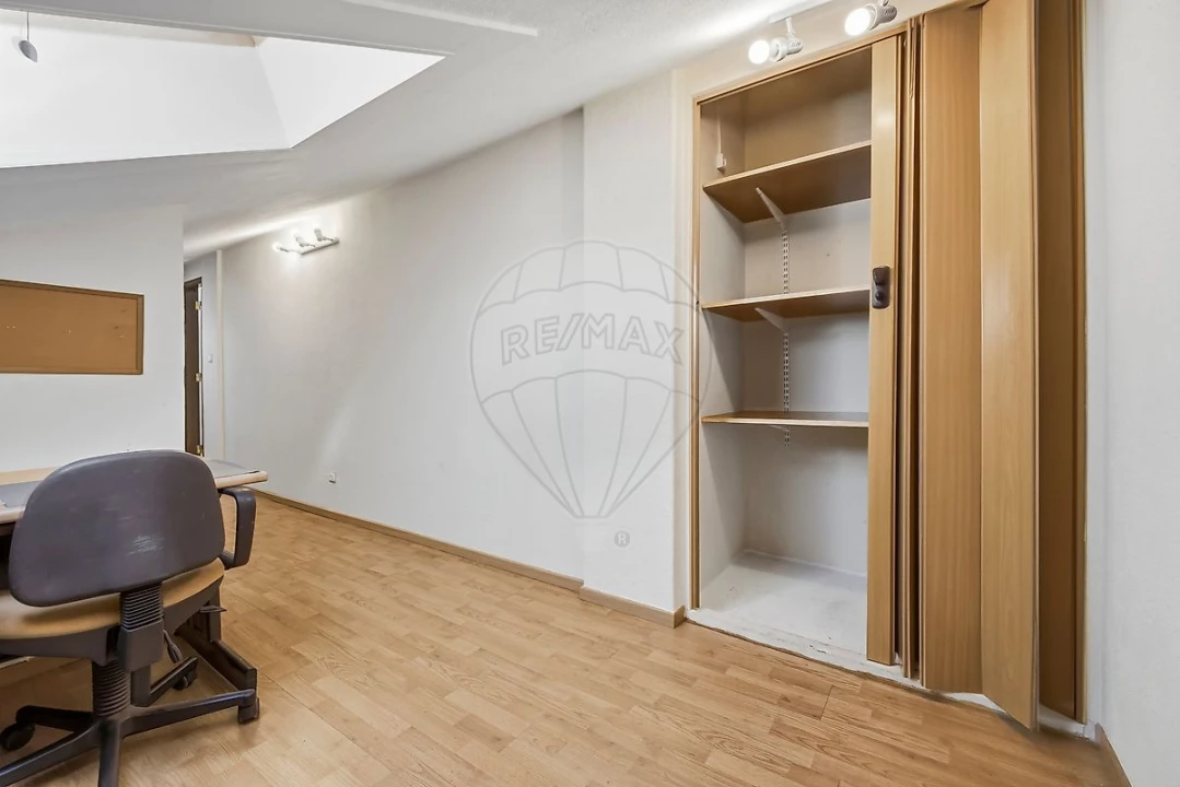 Apartamento T2 para Venda em Atalaia e Alto Estanqueiro-Jardia Foto 19