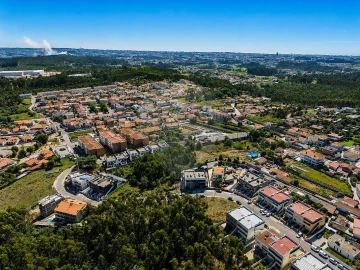 Moradia T3 para Venda em Coronado (São Romão e São Mamede)