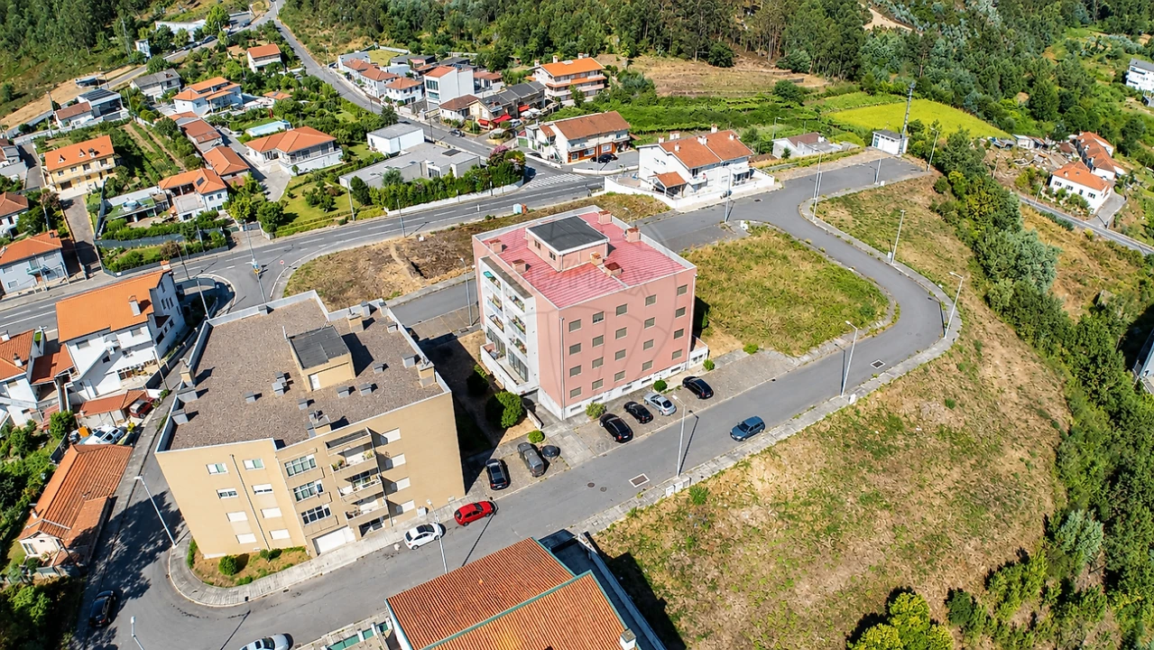 Apartamento T2 para Venda em Campo e Sobrado Foto 3