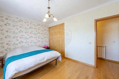 Apartamento T2 para Venda em Campo e Sobrado