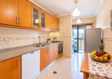 Apartamento T2 para Venda em Campo e Sobrado