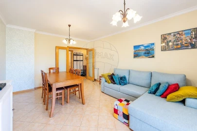 Apartamento T2 para Venda em Campo e Sobrado