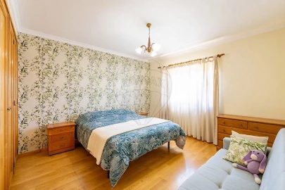 Apartamento T2 para Venda em Campo e Sobrado