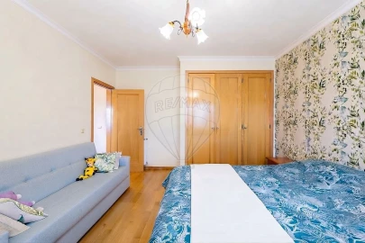 Apartamento T2 para Venda em Campo e Sobrado