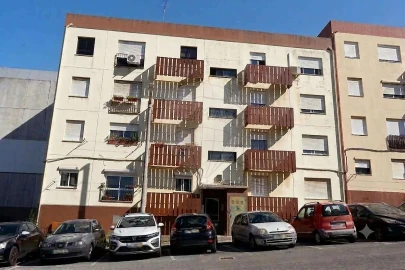 Apartamento T3 para Venda em Vialonga