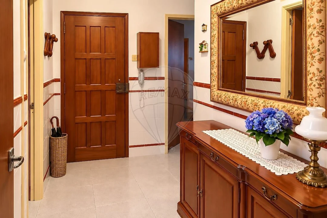 Apartamento T3 para Venda em Vialonga Foto 3