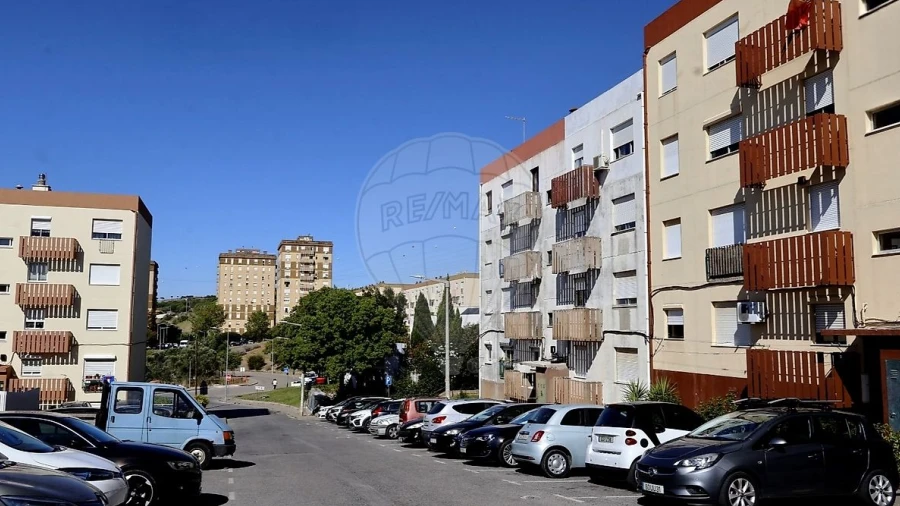 Apartamento T3 para Venda em Vialonga