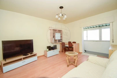 Apartamento T2 para Venda em Algueirão-Mem Martins